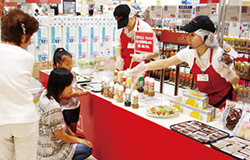 以高品質(zhì)的產(chǎn)品，回應(yīng)從店頭或客戶(hù)服務(wù)熱線(xiàn)中，所聽(tīng)到的顧客的需求。